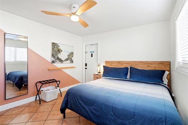 11965 GULF BOULEVARD, St Petersburg, FL 33706