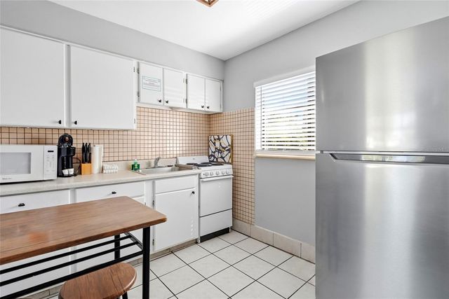 11965 GULF BOULEVARD, St Petersburg, FL 33706