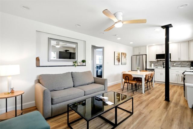11965 GULF BOULEVARD, St Petersburg, FL 33706