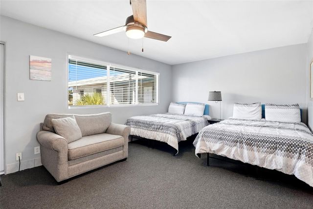 11965 GULF BOULEVARD, St Petersburg, FL 33706