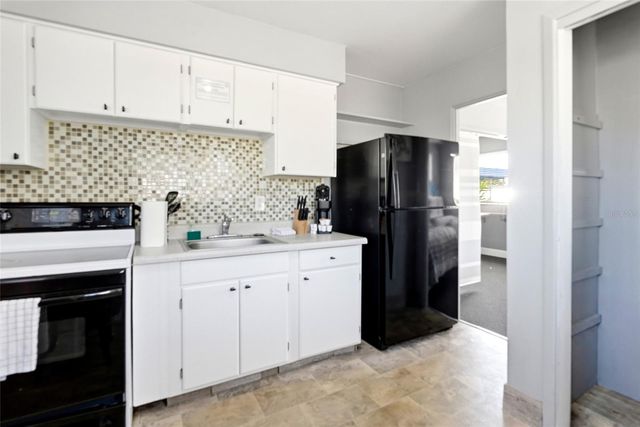 11965 GULF BOULEVARD, St Petersburg, FL 33706