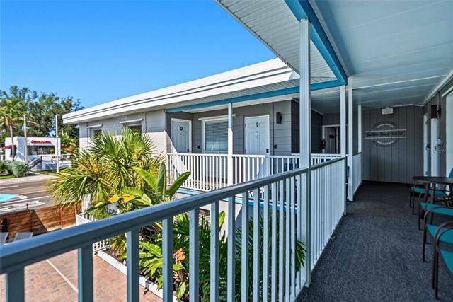 11965 GULF BOULEVARD, St Petersburg, FL 33706