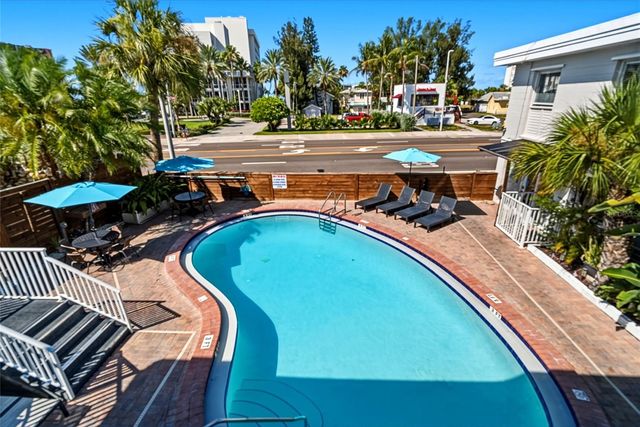 11965 GULF BOULEVARD, St Petersburg, FL 33706