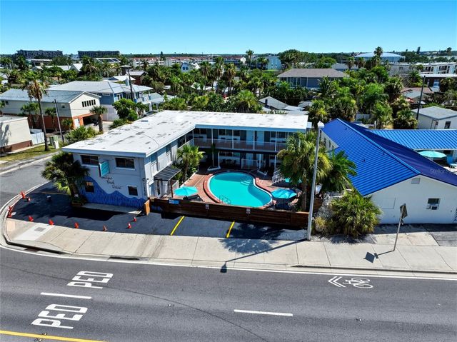 11965 GULF BOULEVARD, St Petersburg, FL 33706