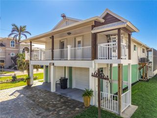 8016 Buccaneer DR, Fort Myers Beach, FL 33931