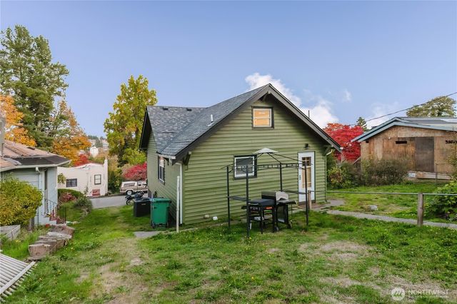 205 S Summit Ave., Bremerton, WA 98312