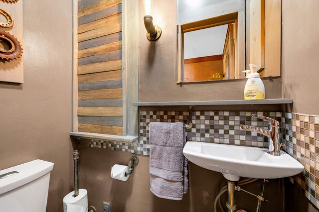 951 Front Avenue, Saint Paul, MN 55103