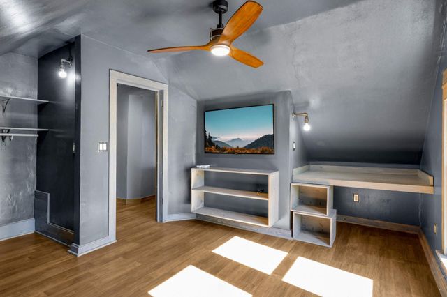 951 Front Avenue, Saint Paul, MN 55103