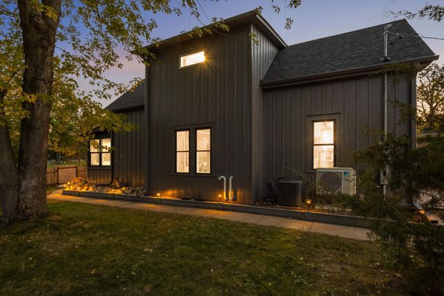 951 Front Avenue, Saint Paul, MN 55103