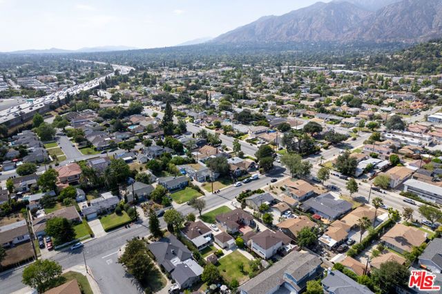 616 S 5th Avenue, Monrovia, CA 91016