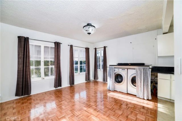 1036-S Citrus Avenue, Los Angeles, CA 90019