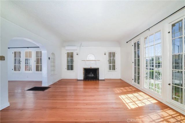 1036-S Citrus Avenue, Los Angeles, CA 90019