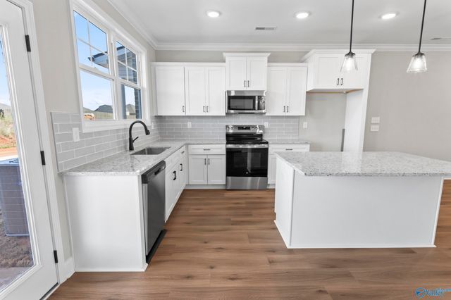 245 Susan Lynn Drive, Hazel Green, AL 35750