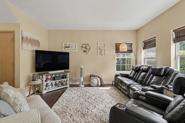 2404 Cactus Court 4, Plainfield, IL 60586