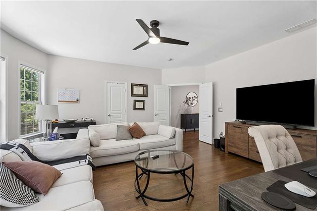 10 Collins Lake Place, Mableton, GA 30126