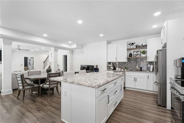 10 Collins Lake Place, Mableton, GA 30126