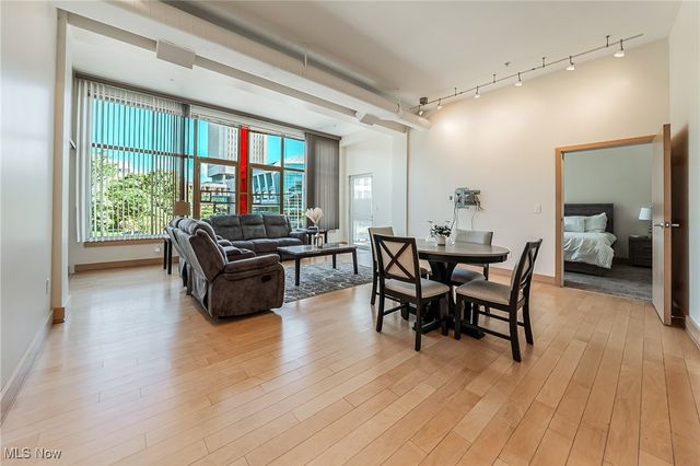 2030 Euclid Avenue 201, Cleveland, OH 44115