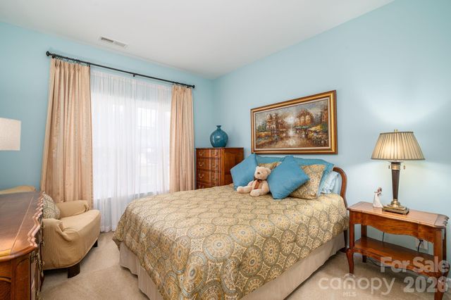 2013 Wrens Song Way, Gastonia, NC 28052