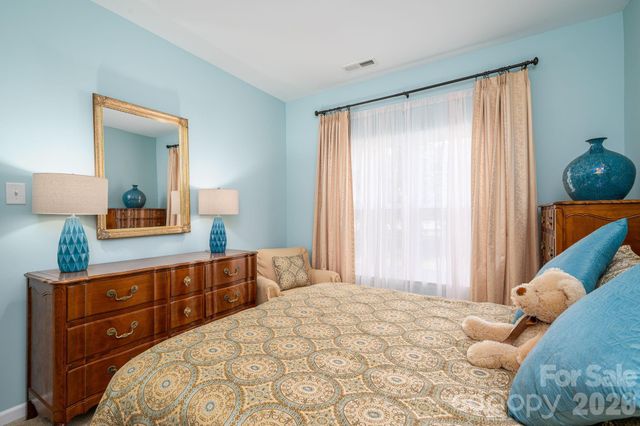 2013 Wrens Song Way, Gastonia, NC 28052