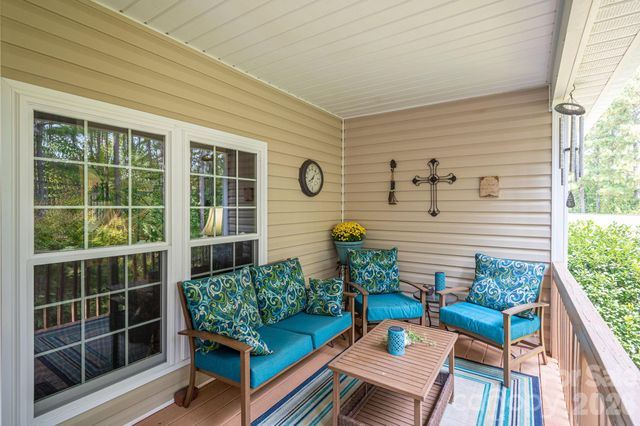 2013 Wrens Song Way, Gastonia, NC 28052