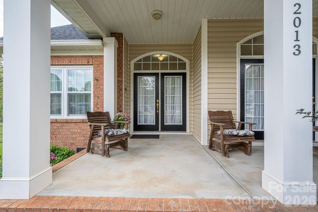 2013 Wrens Song Way, Gastonia, NC 28052