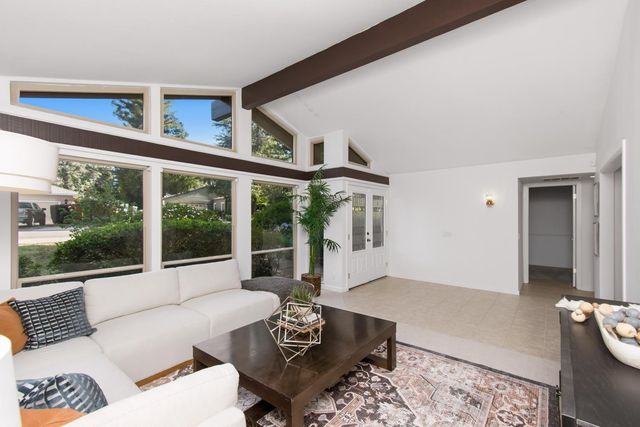 7070 Robin Hood Way, Granite Bay, CA 95746