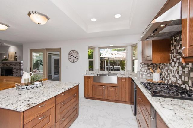 7070 Robin Hood Way, Granite Bay, CA 95746