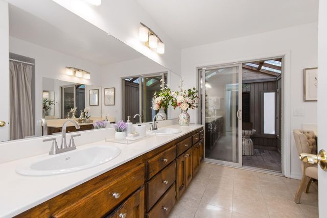 7070 Robin Hood Way, Granite Bay, CA 95746
