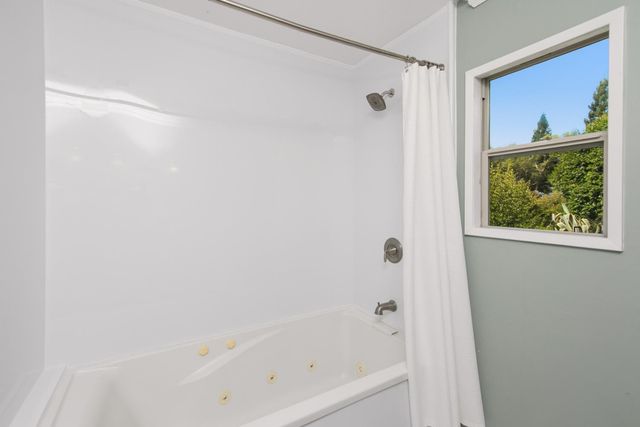 7070 Robin Hood Way, Granite Bay, CA 95746