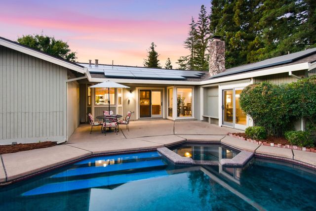 7070 Robin Hood Way, Granite Bay, CA 95746