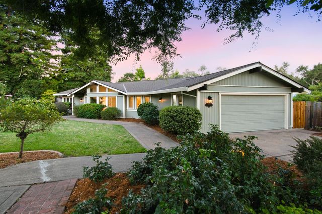 7070 Robin Hood Way, Granite Bay, CA 95746