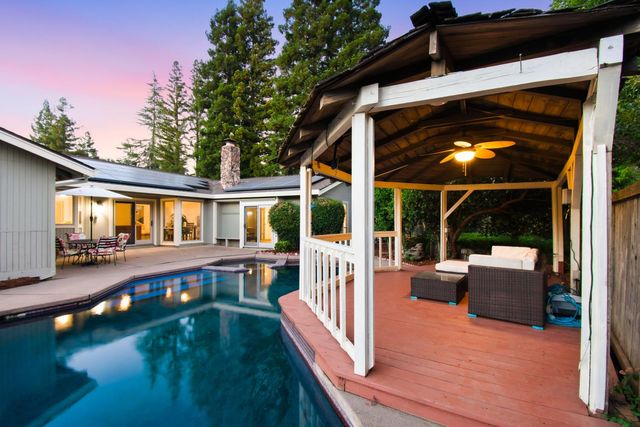 7070 Robin Hood Way, Granite Bay, CA 95746