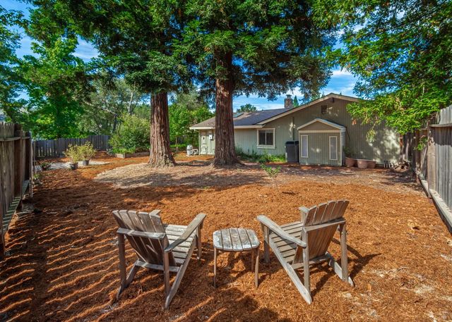 7070 Robin Hood Way, Granite Bay, CA 95746