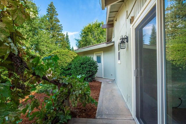 7070 Robin Hood Way, Granite Bay, CA 95746