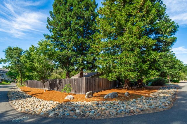 7070 Robin Hood Way, Granite Bay, CA 95746