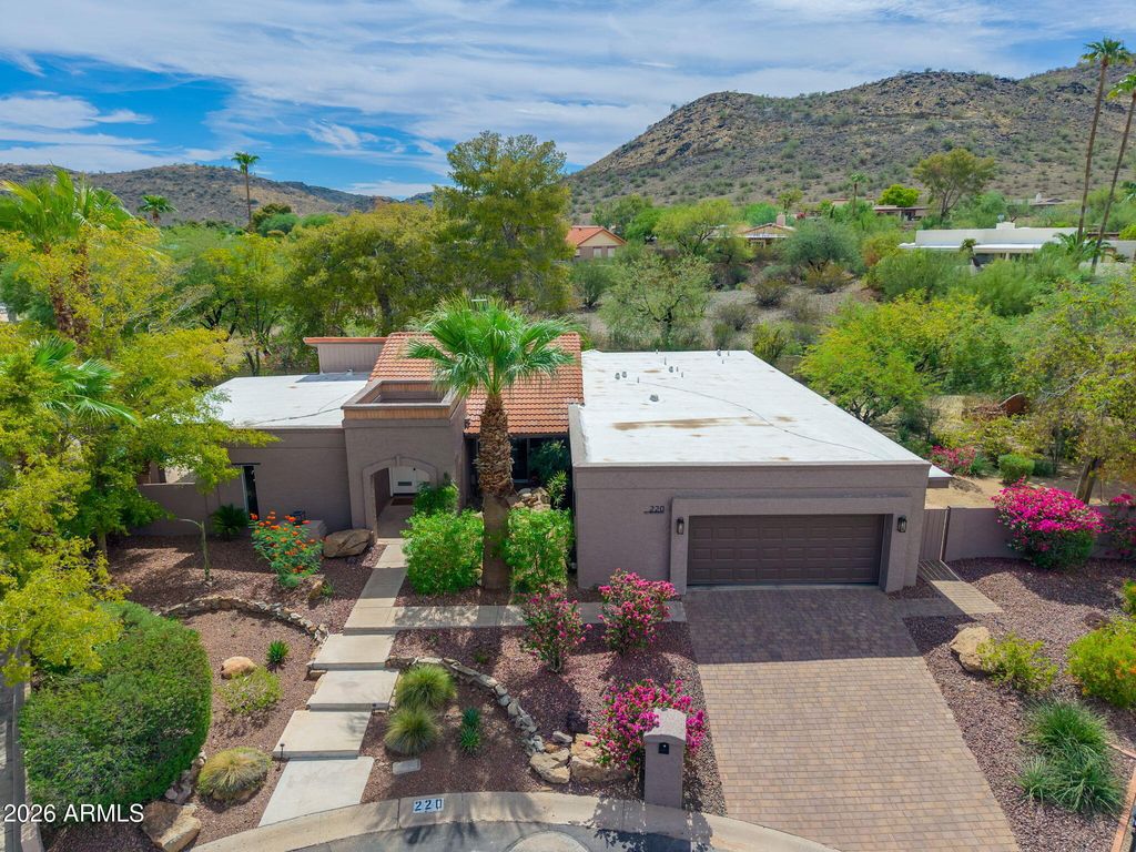 220 W WILLOW Avenue, Phoenix, AZ 85029 — photo 3
