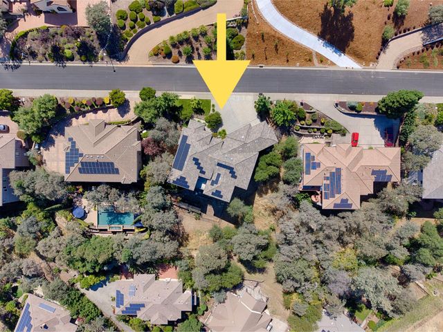 635 Lakeridge Dr, Auburn, CA 95603