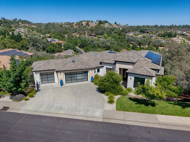 635 Lakeridge Dr, Auburn, CA 95603