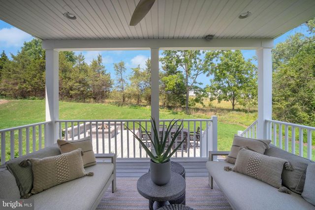 5401 RED OAK DR, Coopersburg, PA 18036