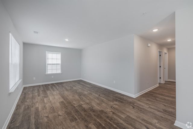 612 High River Dr., Conway, SC 29526