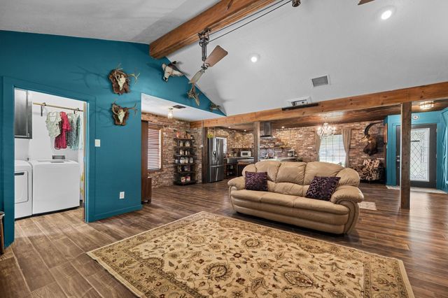 2713 Crane Drive, Pearland, TX 77581