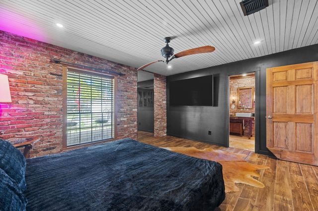 2713 Crane Drive, Pearland, TX 77581