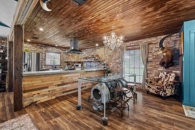 2713 Crane Drive, Pearland, TX 77581