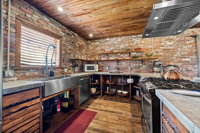 2713 Crane Drive, Pearland, TX 77581
