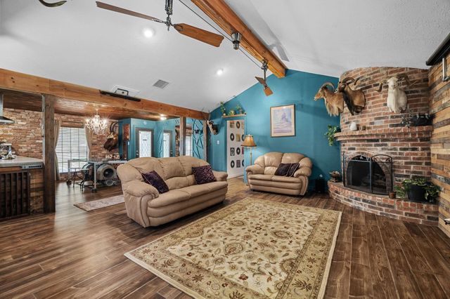 2713 Crane Drive, Pearland, TX 77581