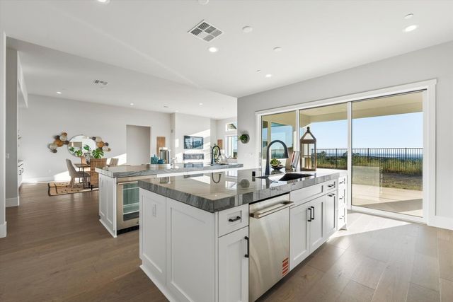 762 Tall Oak Dr, Bickford Ranch, CA 95648