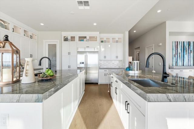 762 Tall Oak Dr, Bickford Ranch, CA 95648