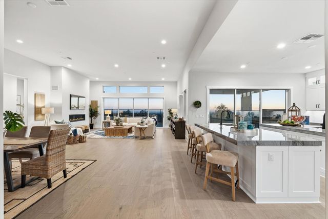 762 Tall Oak Dr, Bickford Ranch, CA 95648