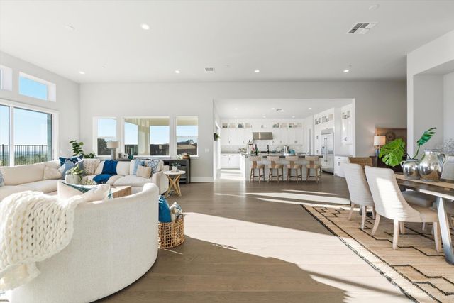 762 Tall Oak Dr, Bickford Ranch, CA 95648