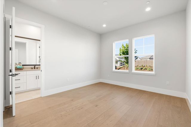 762 Tall Oak Dr, Bickford Ranch, CA 95648